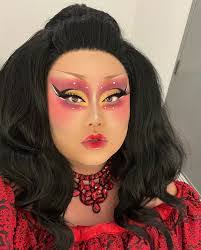 Kim Chi's Instagram, Twitter & Facebook