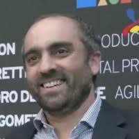 2400+ perfiles de «Tagle»