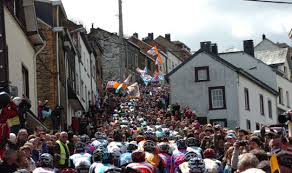 Het is de oudste van de vijf monumenten van de europese professionele wegfietskalender, en meestal de laatste van de voorjaarsklassiekers. Luik Bastenaken Luik 2021 Alles Over Lbl Op Voorjaarsklassiekers Be