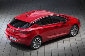 All New Opel Astra Is Up To 200 Kg Lighter Debuts 145ps 1 4l Turbo Petrol Carscoops Opel Best Hatchback Cars Opel Corsa