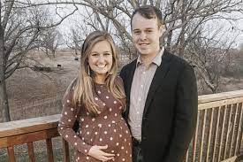 Apr 29, 2021 · josh duggar was arrested in arkansas in april 2021, days after his wife, anna duggar, revealed she is pregnant with their seventh child — see his mugshot Josh Duggar News Photos Wiki Upi Com