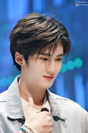 Pin De Justagirl Em Pentagon Jinho Pessoas Bonitas K Idols