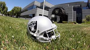 Who is john terry the dad of the year married to? Raiders Erweitern Kader Um Acht Spieler