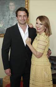 A minha página oficial ❤️ www.onossot2.com. Tania Ribas Oliveira Faz 10 Anos De Casamento E Revela O Segredo Da Sua Felicidade