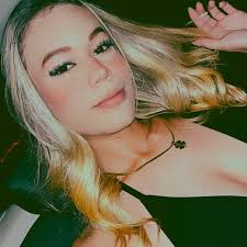 Lana Samara Oliver ⚜️ (@sam.la__) • Instagram photos and videos