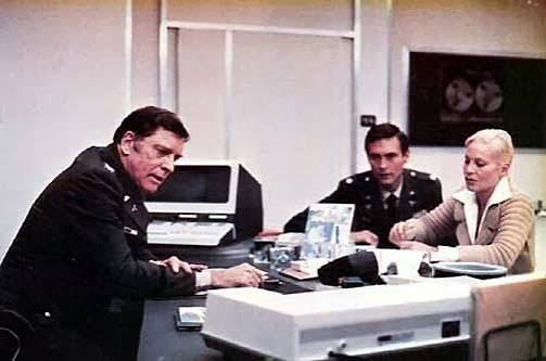 The Ace Black Movie Blog: Movie Review: The Cassandra Crossing (1976)