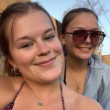 Emma Wakefield (@_emma_wakefield) • Instagram photos and videos