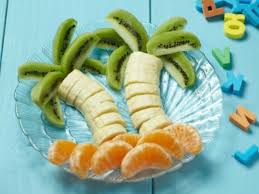 Obst Deko 21 Ausgefallene Figuren Aus Fruchten Die Beweisen Dass Nahrung Auch Dekorativ Sein Kann Gemuse Fur Kinder Obstsnacks Essen Fur Kinder