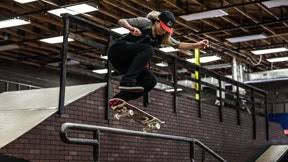 You can contact alana smith by phone, email or visit the website. 14 Year Old Skateboarder Alana Smith Brings Some Serious Girl Power To The X Games Teen Vogue