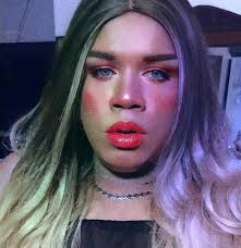 Cassie Chamberlain's Instagram, Twitter & Facebook