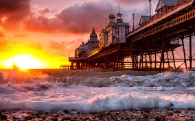 View and share our sunset backgrounds post and browse other hot wallpapers, backgrounds and images. Amazing Sunset Hd Desktop Background 507018 Wallpapers13 Com