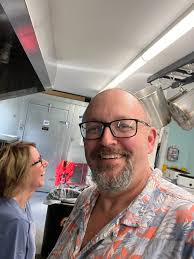 Dangers of storing cooked rice in fridge