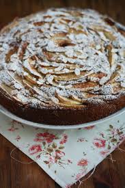 La farina di grano saraceno si utilizza soprattutto per ricette salate ma è ottimo anche per i dolci. Torta Di Mele E Grano Saraceno La Ricetta Perfetta Zucchero Sale