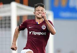 Adam hlozek vadettiği önemli potansiyelin yanı sıra sahada ne yaptığını gayet iyi bilen vücut dili ile de dikkat çekiyor. West Ham News Soucek Could Help Irons Sign Highly Rated Adam Hlozek