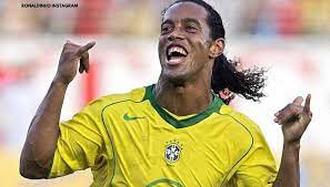 Ronaldinho is his first name. Ronaldinho Offers To Pay 1 4 Million As Brazil Legend Struggles To Survive Jail Ordeal