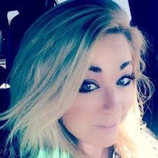 Kim Blunt's Instagram, Twitter & Facebook