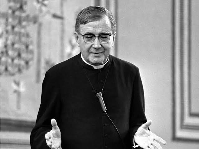 Los cinco consejos de San Josemaría Escrivá para vivir la misión cada día - Supergesto