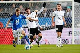 Akintola sentral da rosenborgs ti mann tuktet gullfavoritten molde. Rosenborg Banket Serieleder Molde Med Ti Mann