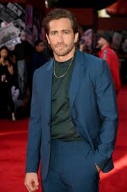 Jake gyllenhaal is helming the new men's scent prada luna rossa ocean, which is due out starting in early august and marks the brand's first fragrance launched under license with l'oréal. Netflixfilm On Twitter The Guilty A Reunion Between Jake Gyllenhaal And Southpaw Director Antoine Fuqua Will Debut At Tiff The Film Takes Place Over The Course Of A Single Morning As A