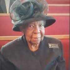 Eartha Alexander's Instagram, Twitter & Facebook