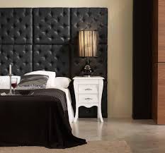 Modern Rich Classy Padded Wall Behind The Bed And Over The Nightstand Composes A Very Bold Design You Upholstered Walls Upholstered Wall Panels Padded Wall