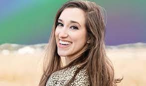 Darlene Barbour's Instagram, Twitter & Facebook