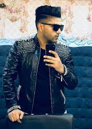 Punjabi Singer Guru Randhawa In An Instagram Selfie As Seen In December 2017 Guru Pics Love Guru Punjabi Actress