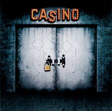 * left cabinet, gold lock, 4 numbers, code = 3702. Escape Room The Game Losung Und Downloads