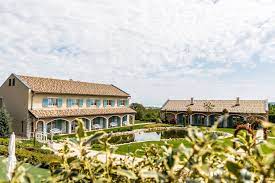 These terms could also be applied to weak ethanol without rectification. Villa Vitae