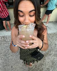 Ellie Hammond (@elliehamm27) • Фото и видео в Instagram