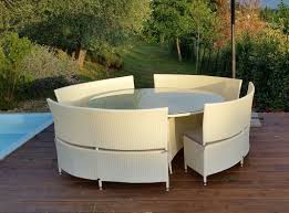Nel 1959 eravamo un negozio di ferramenta a conduzione familiare. Tavolo Per Esterno Tondo In Rattan Sintetico Santa Clara White