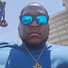 Maurice Munnerlyn's Instagram, Twitter & Facebook