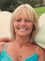 Amanda Winstead's Instagram, Twitter & Facebook