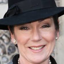 Does anyone remember the English actress and model Lorraine Chase? My  memory of her is the adverts she did in the mid 1970's for Campari. The  comical adverts were filmed in exotic