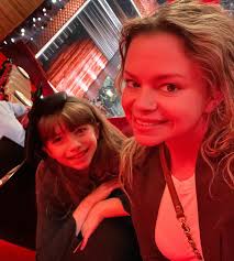 Olive Ross-Kline (@littlemissoliveofficial) • Instagram photos and videos