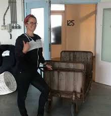 Als praktijkopleider bij de mutsaersstichting houd ik me bezig met alles wat speelt wat betreft de verbinding tussen het onderwijs en het werkveld. Kelly De Vries Creative City Berlin