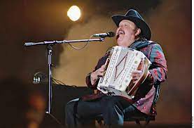 Se retira Ramón Ayala