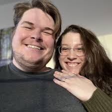 Alison Bergin's Instagram, Twitter & Facebook