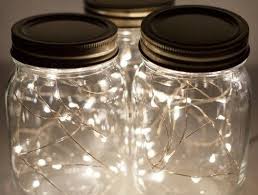 1001 Idees Innovantes Pour Que Faire Avec Des Pots En Verre Decoration Avec Pot En Verre Pot En Verre Bricolage Pot De Yaourt En Verre