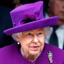 It was opened on the site of the old qeii in june 2015 following a £30 million investment. Queen Elizabeth Ii Shuns Video Calling To Praise Nurses The Old Fashioned Way On International Nurses Day