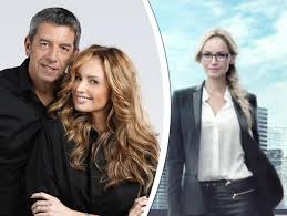 Avec michel cymes dans le rôle du scientifique et adriana karembeu dans celui de l'observatrice, france 2 a trouvé un duo atypique et plutôt sympathique. Adriana Karembeu Je Ne Suis Pas Si Parfaite Edition Digitale De Liege