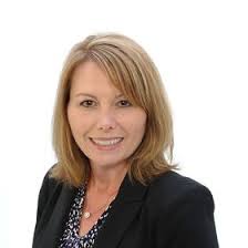 Lisa Puskas's Instagram, Twitter & Facebook