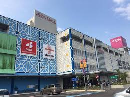 There are ious shops in the mall which are opening soon. Pembukaan Aeon Mall Shah Alam Sedikit Pandangan Dari Saya Enchanted Life Begins