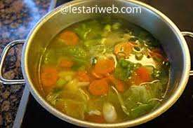 Cabe rawit 25 cabe kriting 15 bawang putih 5 siung cara membuat sambal kecap yang enak dan gurih, dengan bahan yang masih segar dan mudah didapat. Indonesian Vegetables Soup Recipes Indonesia