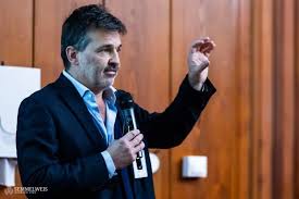 Dr. Zsolt Molnár: I've always been looking for the answer to what is best  for the patient