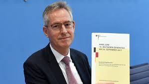 Folgen sie der fdp heilbronn und michael link. Deutscher Bundestag 4 828 Personen Bewerben Sich Um Einen Sitz Im Bundestag