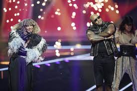 Italy narrowly pipped a handful of rivals to win a colorful and kitsch eurovision song contest in the netherlands on saturday, scoring victory on the continent's biggest stage after an early test. Uk32y0h79i 4gm