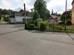 V údolí mezi polevským (626 m n.m.) a medvědím vrchem (663 m n.m. Payphone Telefonni Automat Polevsko Czech Republic Payphones On Waymarking Com