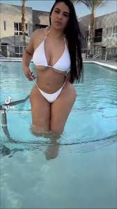 Uncensored Dominique Jane tweets and video updates