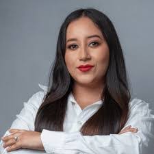 Leon Robles's Instagram, Twitter & Facebook